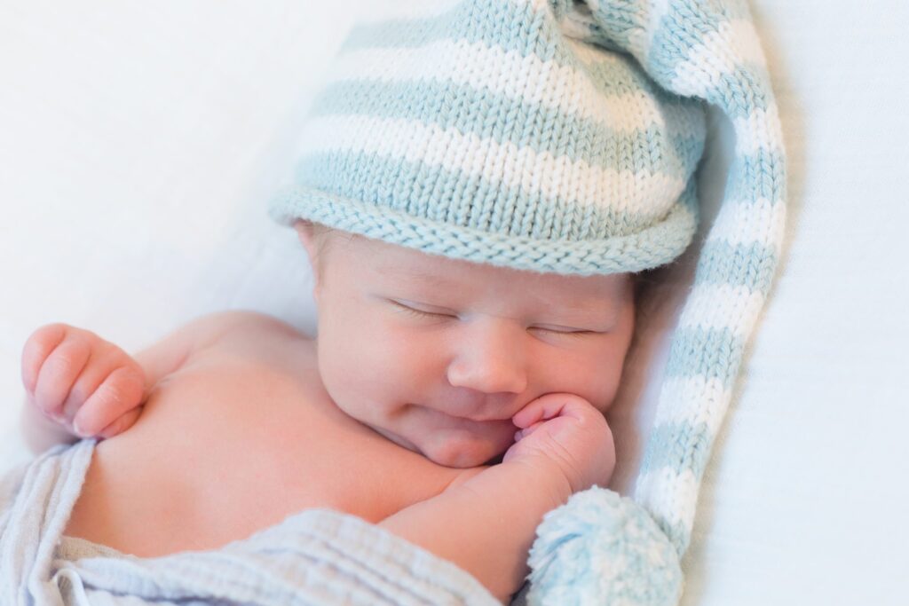 newborn photography, virginia, baby hat